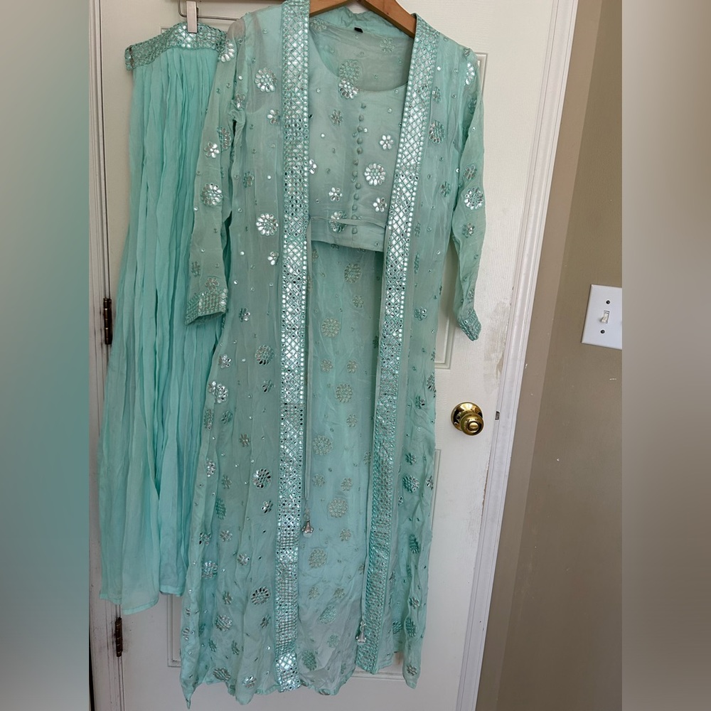 Indian lehenga 3 piece set - Picture 1 of 2